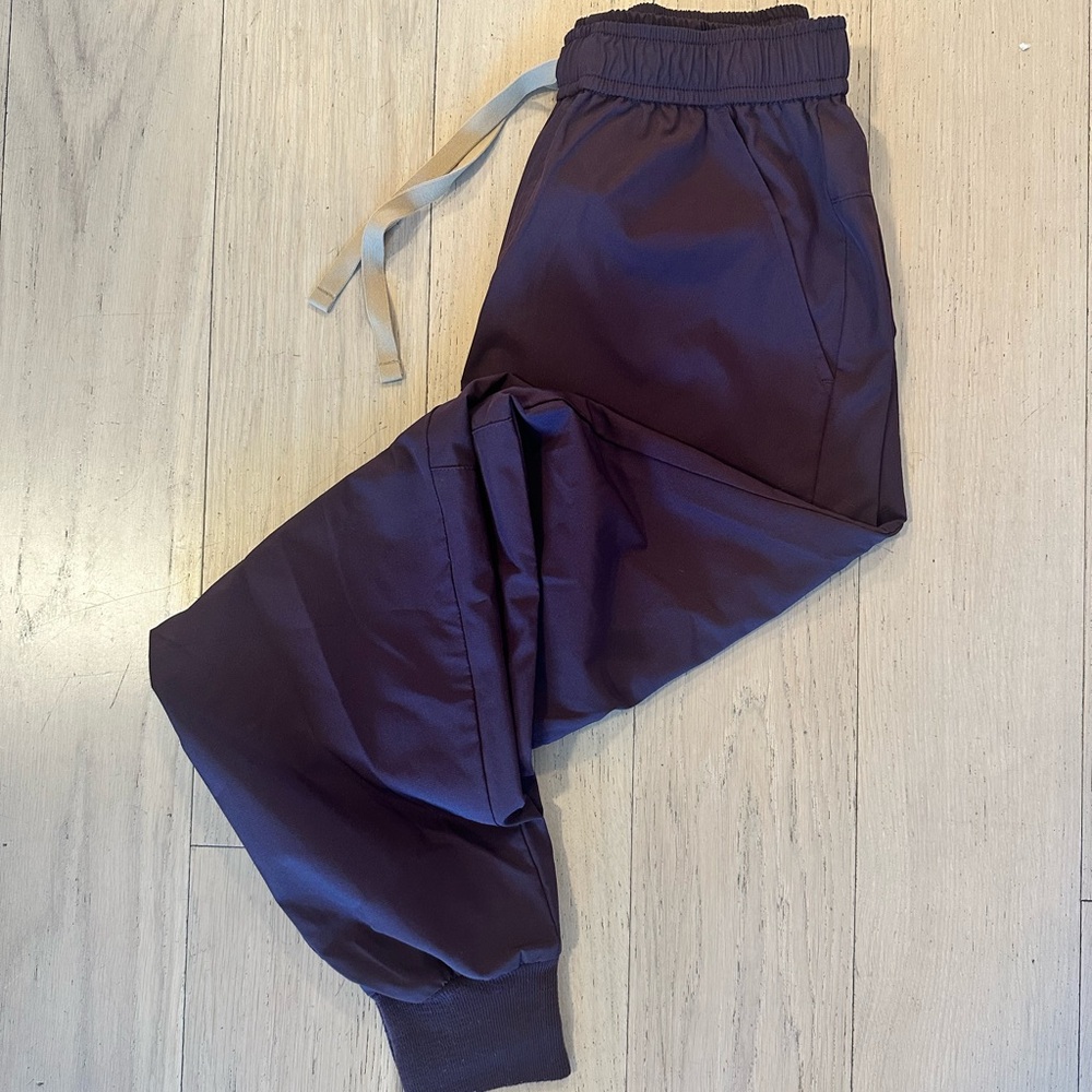 FIGS Brown joggers - technical collection. S/S